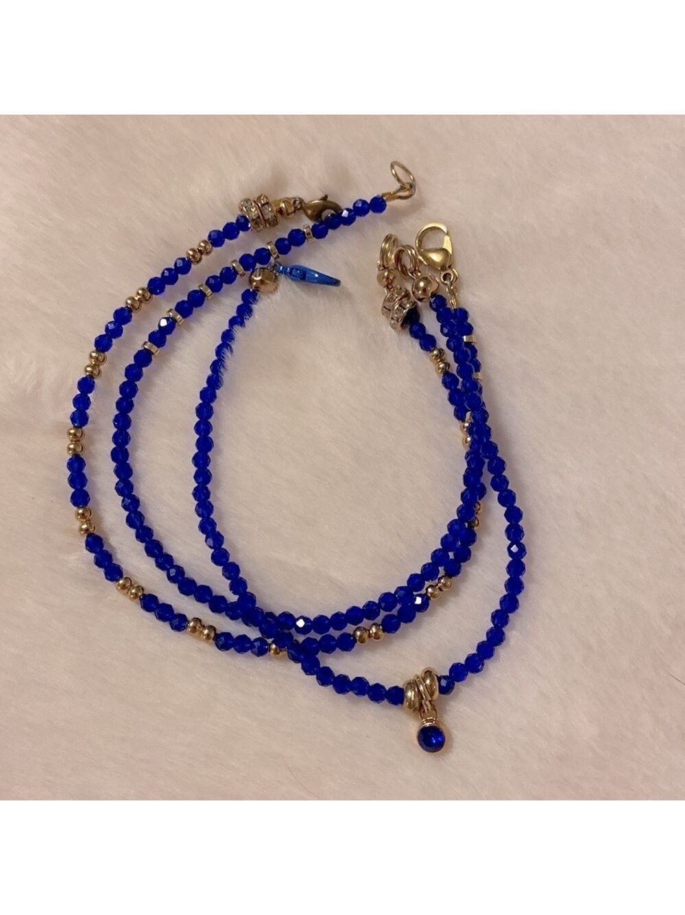 💫$10 add on. Set of three crystal style bracelets.